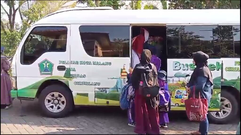 sekolah tahfidz balita kuttab rumah quran bus sekolah departemen pendidikan yonkav suasana akan berangkat
